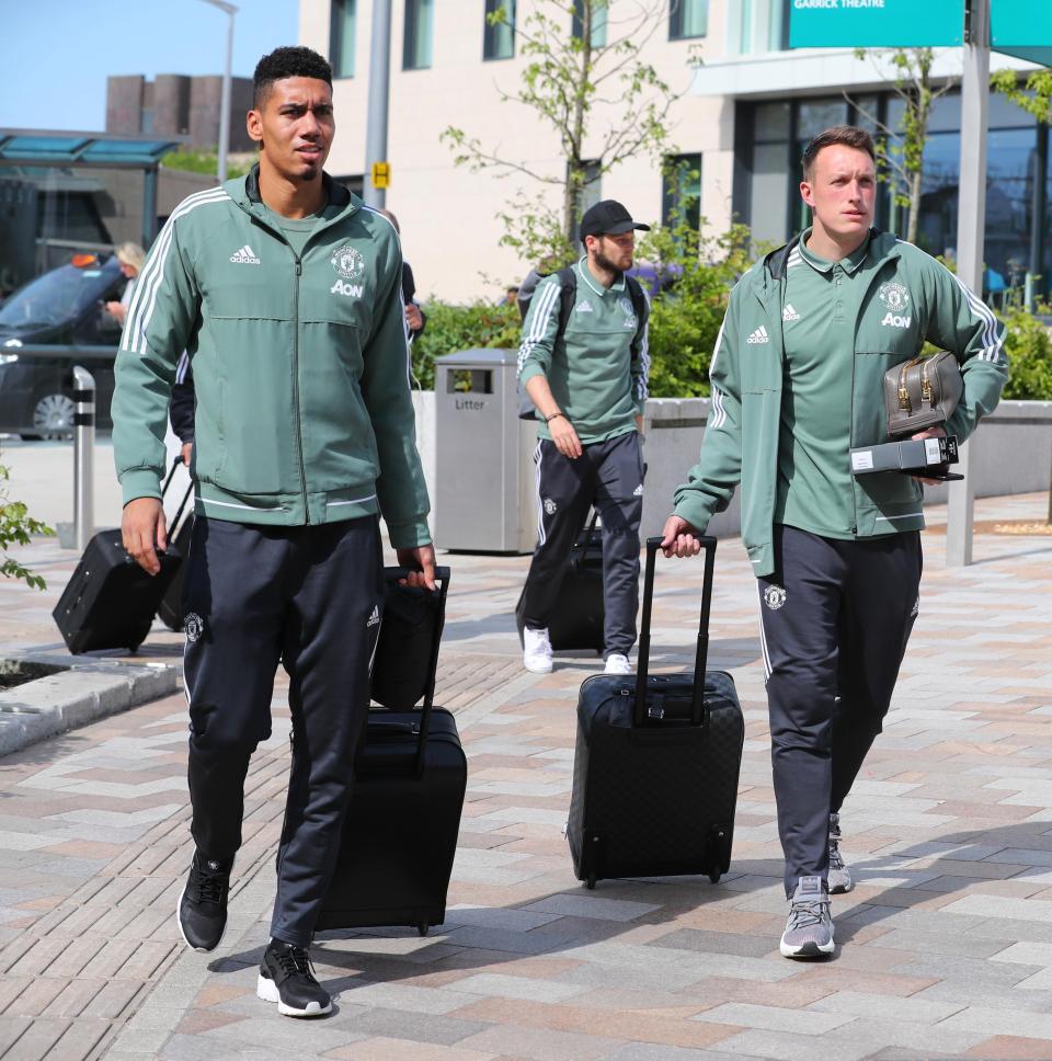 Sao MU rầm rập đổ bộ London đại chiến Chelsea Sao MU rầm rập đổ bộ London đại chiến Chelsea